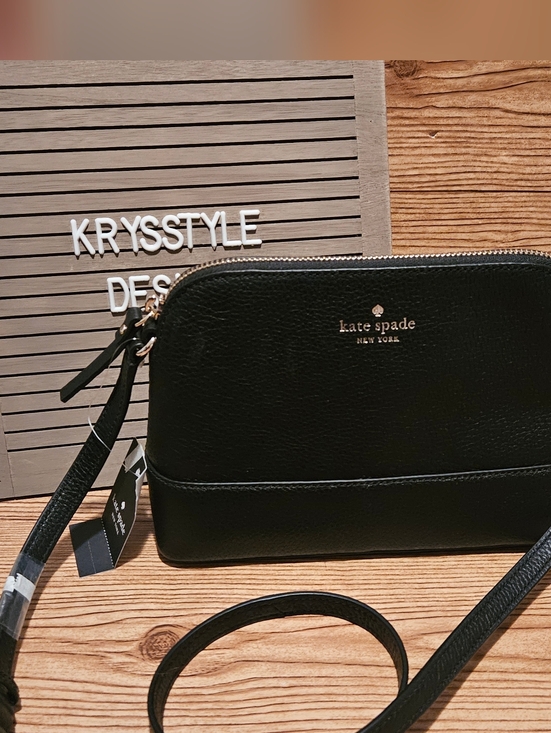 kate spade Handbags - Kate Spade Black Pebbled Leather Crossbody Bag
